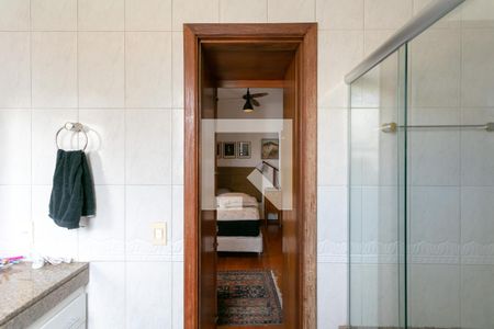 Apartamento à venda com 180m², 4 quartos e 3 vagas Apartamento à venda com 180m², 4 quartos e 3 vagasBanheiro da Suíte 2