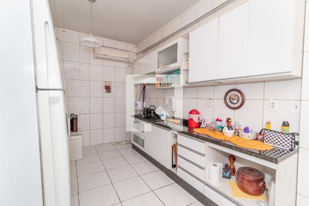 Casa à venda com 150m², 2 quartos e 4 vagas Casa à venda com 150m², 2 quartos e 4 vagasCozinha