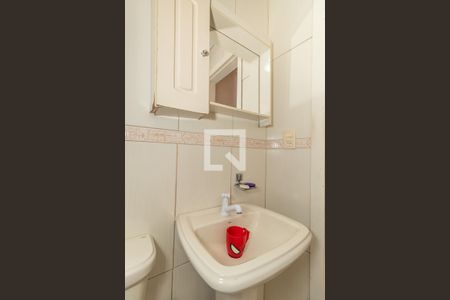 Casa à venda com 150m², 2 quartos e 4 vagas Casa à venda com 150m², 2 quartos e 4 vagasBanheiro casa 2