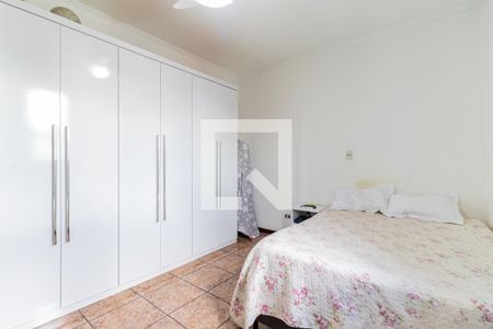 Casa à venda com 100m², 3 quartos e 2 vagas Casa à venda com 100m², 3 quartos e 2 vagasQuarto 1