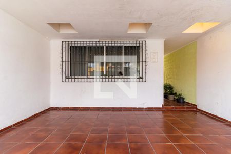 Casa à venda com 100m², 3 quartos e 2 vagas Casa à venda com 100m², 3 quartos e 2 vagasGaragem