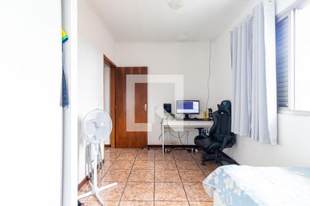 Casa à venda com 100m², 3 quartos e 2 vagas Casa à venda com 100m², 3 quartos e 2 vagasQuarto 3