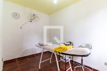 Casa à venda com 100m², 3 quartos e 2 vagas Casa à venda com 100m², 3 quartos e 2 vagasQuarto de Serviço