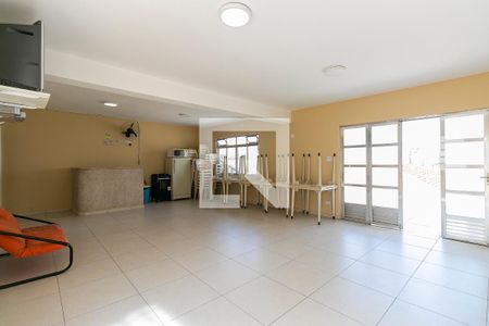 Apartamento à venda com 76m², 2 quartos e 1 vaga Apartamento à venda com 76m², 2 quartos e 1 vagaÁrea comum - Salão de festas