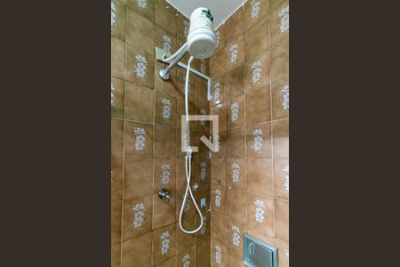 Apartamento à venda com 76m², 2 quartos e 1 vaga Apartamento à venda com 76m², 2 quartos e 1 vagaBanheiro