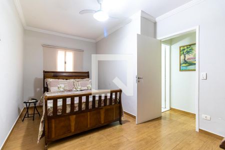 Casa à venda com 207m², 3 quartos e 2 vagas Casa à venda com 207m², 3 quartos e 2 vagasQuarto 3 - Suíte