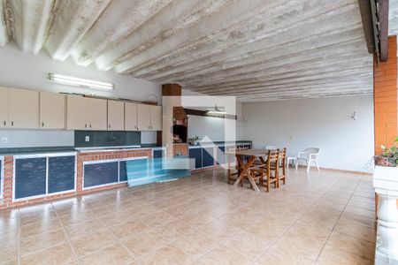 Casa à venda com 207m², 3 quartos e 2 vagas Casa à venda com 207m², 3 quartos e 2 vagasVaranda - Churrasqueira