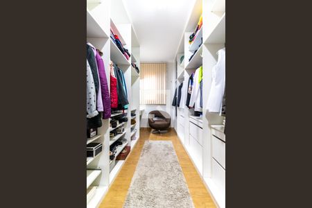 Casa à venda com 207m², 3 quartos e 2 vagas Casa à venda com 207m², 3 quartos e 2 vagasQuarto 3 - Suíte - Closet