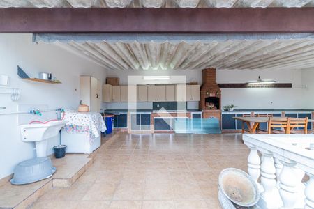 Casa à venda com 207m², 3 quartos e 2 vagas Casa à venda com 207m², 3 quartos e 2 vagasVaranda - Churrasqueira