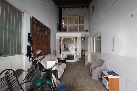 Casa à venda com 108m², 3 quartos e 2 vagasGaragem