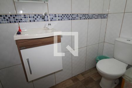 Casa à venda com 108m², 3 quartos e 2 vagasBanheiro da Suíte 1