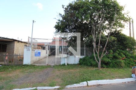 Casa à venda com 108m², 3 quartos e 2 vagasVista da Rua