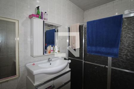 Casa à venda com 108m², 3 quartos e 2 vagasBanheiro da Suíte 2