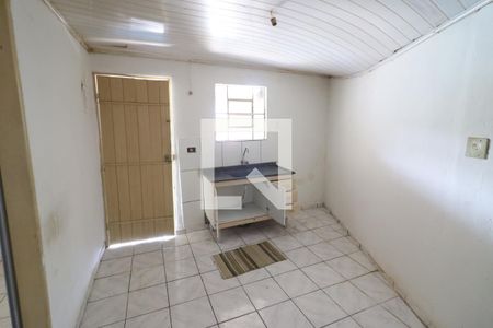 Cozinha de casa para alugar com 1 quarto, 20m² em Ayrosa, Osasco