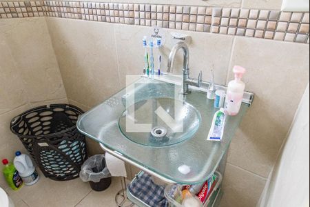 Casa à venda com 145m², 4 quartos e 1 vaga Casa à venda com 145m², 4 quartos e 1 vagaBanheiro 2