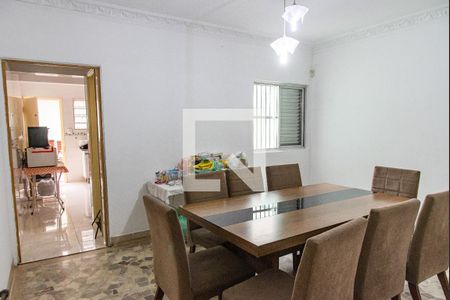 Casa à venda com 145m², 4 quartos e 1 vaga Casa à venda com 145m², 4 quartos e 1 vagaSala de jantar