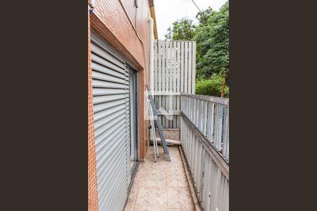 Casa à venda com 145m², 4 quartos e 1 vaga Casa à venda com 145m², 4 quartos e 1 vagaVaranda do quarto 1