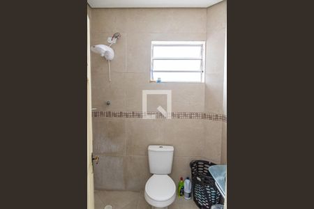 Casa à venda com 145m², 4 quartos e 1 vaga Casa à venda com 145m², 4 quartos e 1 vagaBanheiro 2