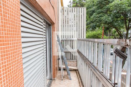 Casa à venda com 145m², 4 quartos e 1 vaga Casa à venda com 145m², 4 quartos e 1 vagaVaranda do quarto 1