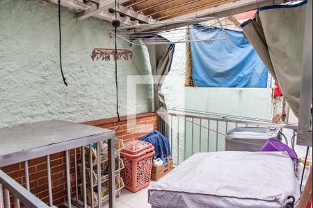 Casa à venda com 145m², 4 quartos e 1 vaga Casa à venda com 145m², 4 quartos e 1 vagaÁrea de serviço 2