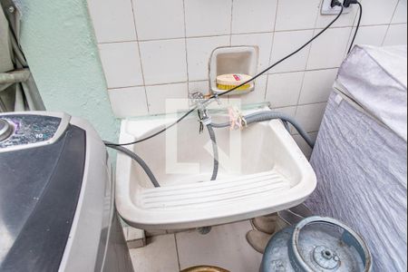 Casa à venda com 145m², 4 quartos e 1 vaga Casa à venda com 145m², 4 quartos e 1 vagaÁrea de serviço 2