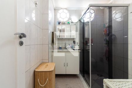 Apartamento à venda com 75m², 2 quartos e 1 vaga Apartamento à venda com 75m², 2 quartos e 1 vagaBanheiro