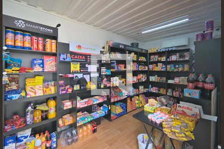 Apartamento para alugar com 57m², 2 quartos e 1 vaga Apartamento para alugar com 57m², 2 quartos e 1 vagaÁrea comum - Mini mercado