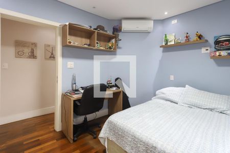 Casa à venda com 280m², 3 quartos e 4 vagas Casa à venda com 280m², 3 quartos e 4 vagasSuíte 2