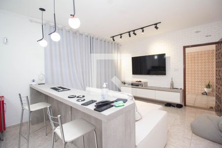 Sala de casa à venda com 2 quartos, 240m² em Moinho Velho, São Paulo