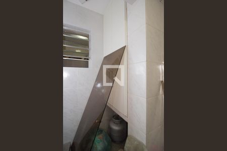 Casa à venda com 240m², 2 quartos e 2 vagas Casa à venda com 240m², 2 quartos e 2 vagasQuarto de Serviço