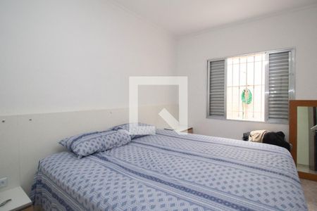 Casa à venda com 240m², 2 quartos e 2 vagas Casa à venda com 240m², 2 quartos e 2 vagasQuarto 2