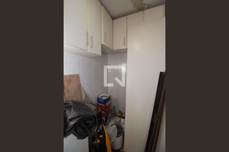 Casa à venda com 240m², 2 quartos e 2 vagas Casa à venda com 240m², 2 quartos e 2 vagasQuarto de Serviço