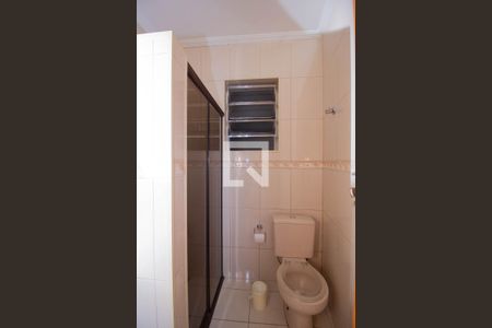 Casa à venda com 240m², 2 quartos e 2 vagas Casa à venda com 240m², 2 quartos e 2 vagasBanheiro 2