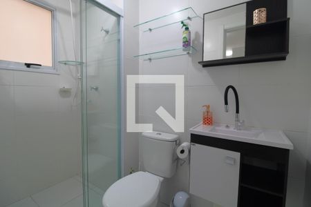 Banheiro de apartamento para alugar com 1 quarto, 31m² em Jardim Prudência, São Paulo