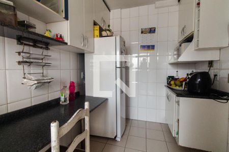 Apartamento à venda com 57m², 2 quartos e 1 vaga Apartamento à venda com 57m², 2 quartos e 1 vagaCozinha