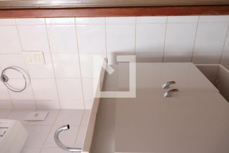 Casa de condomínio à venda com 130m², 3 quartos e 1 vagaBanheiro da Suíte