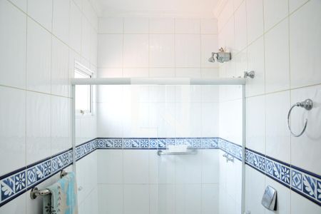 Casa de condomínio para alugar com 315m², 3 quartos e 6 vagasBanheiro da Suíte 2