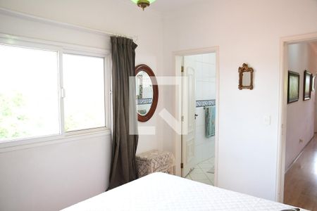 Casa de condomínio para alugar com 315m², 3 quartos e 6 vagasSuíte 2 