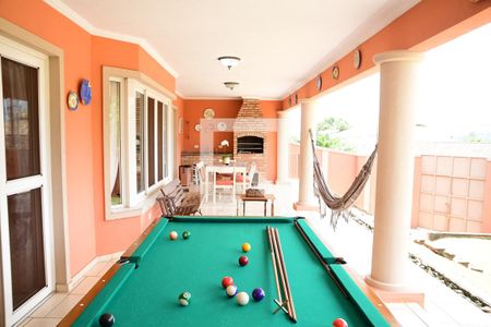 Casa de condomínio para alugar com 315m², 3 quartos e 6 vagasVaranda