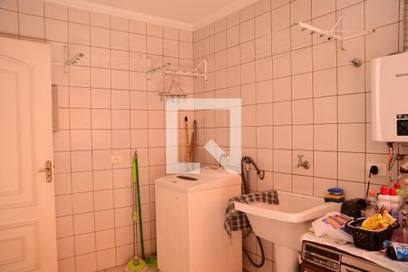 Casa de condomínio para alugar com 315m², 3 quartos e 6 vagasÁrea de Serviço