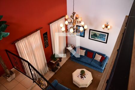 Casa de condomínio para alugar com 315m², 3 quartos e 6 vagasCorredor