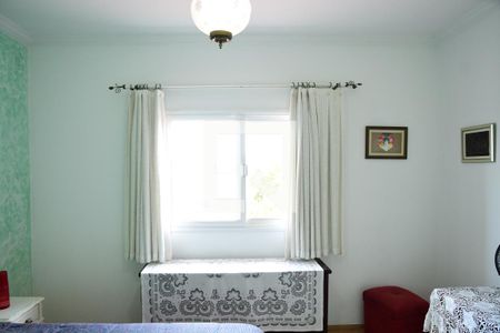 Casa de condomínio para alugar com 315m², 3 quartos e 6 vagasSuíte 3 