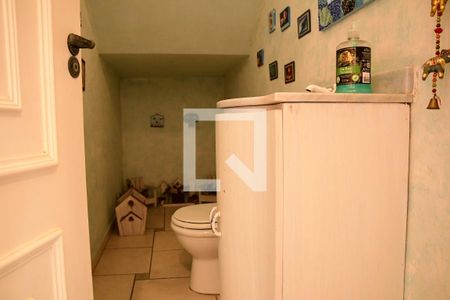 Casa de condomínio para alugar com 315m², 3 quartos e 6 vagasLavabo