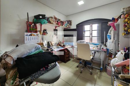 Casa à venda com 207m², 3 quartos e 2 vagasQuarto 1