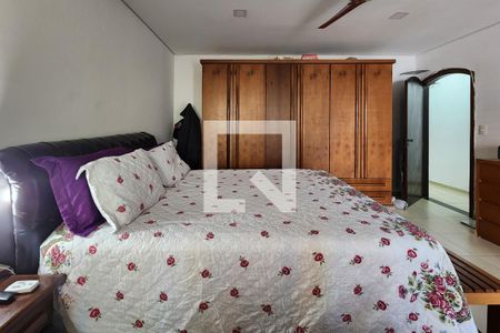 Casa à venda com 207m², 3 quartos e 2 vagasSuíte 1