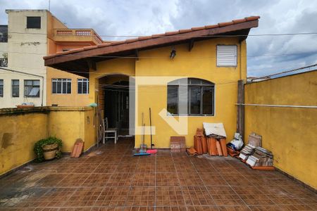 Casa à venda com 207m², 3 quartos e 2 vagasQuintal