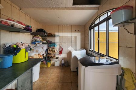 Casa à venda com 207m², 3 quartos e 2 vagasÁrea de Serviço