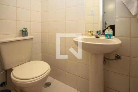 Casa de condomínio à venda com 153m², 3 quartos e 2 vagas Casa de condomínio à venda com 153m², 3 quartos e 2 vagasBanheiro da Suíte