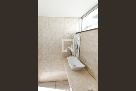 Apartamento à venda com 143m², 2 quartos e 2 vagasBanheiro 2