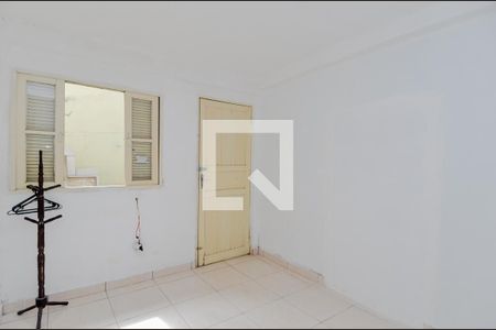 Casa à venda com 45m², 2 quartos e sem vagaQuarto